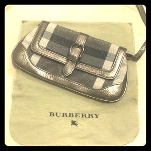 Authentic Burberry clutch/wristlet.